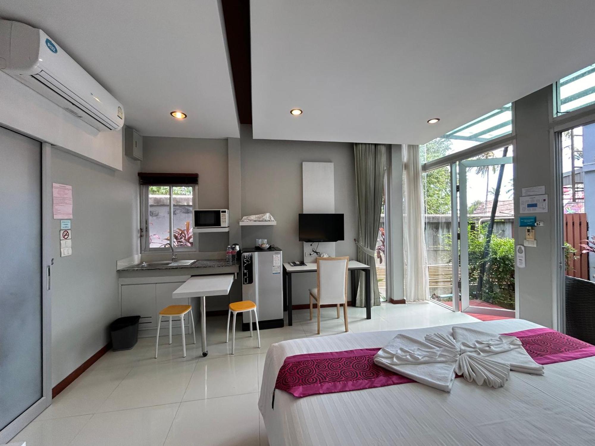 Phu NaNa Boutique Hotel - SHA Plus Rawai Extérieur photo
