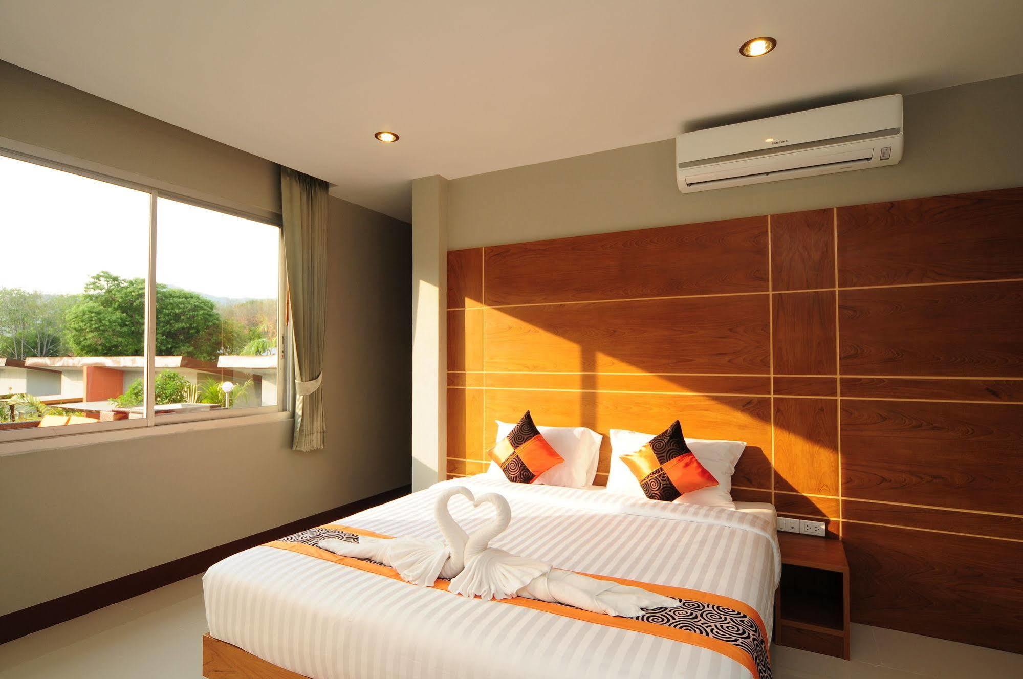 Phu NaNa Boutique Hotel - SHA Plus Rawai Extérieur photo