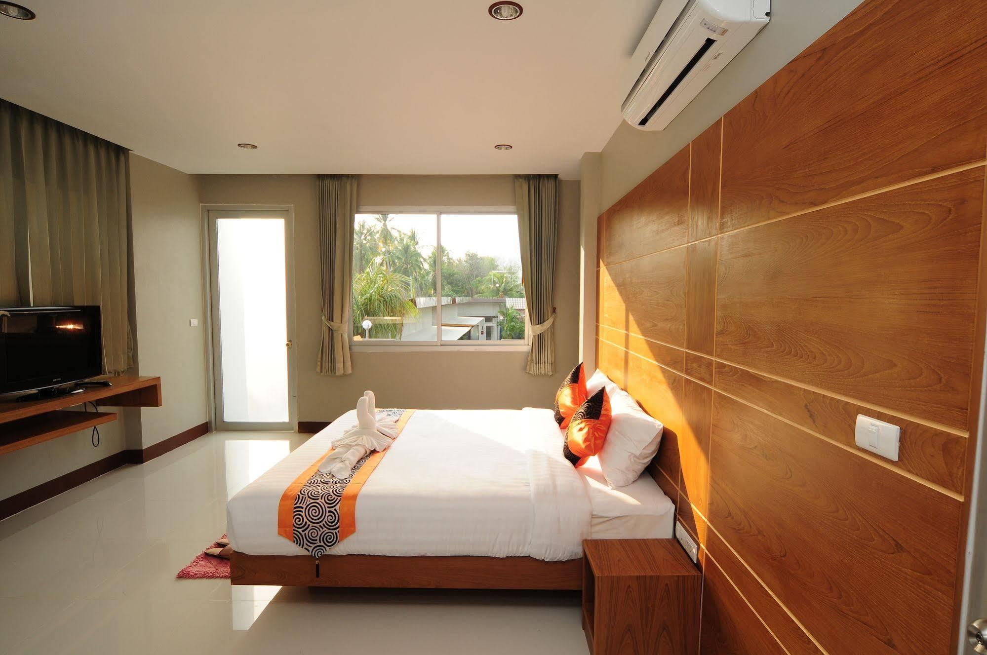 Phu NaNa Boutique Hotel - SHA Plus Rawai Extérieur photo